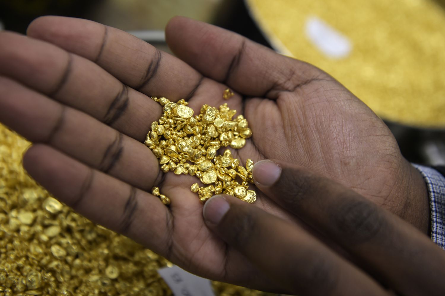 How Much Is a Gram of Gold in Uganda?